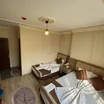 Hotel Oezguer 3*