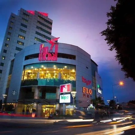 Oezguer Hotell Antalya