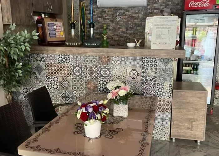 מלון Oezguer אנטליה