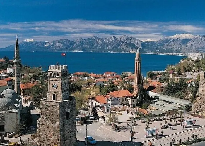 Oezguer Hotell