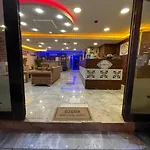 Oezguer Hotel Antalya