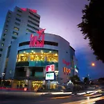 Oezguer Hotel Antalya